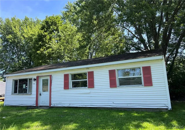 Photo 1 of Sale Pending at 7898 Rinaldo Blvd W, Bridgeport, NY 13030 | MLS# S1699634 | Listing updated on 2026-09-01
