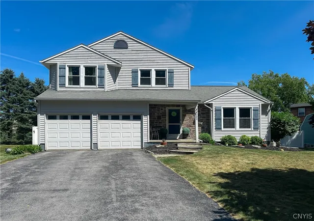Photo 1 of Sale Pending at 102 Viceroy Dr, Camillus, NY 13031 | MLS# S1699446 | Listing updated on 2026-08-21