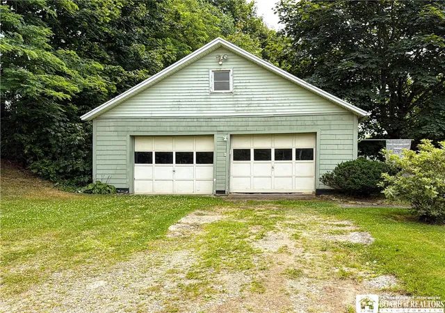Photo 4 of Sale Pending at 3109 Route 83, Fredonia, NY 14063 | MLS# R1696674 | Listing updated on 2026-08-07