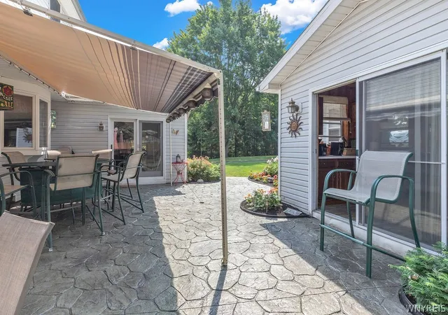 Photo 3 of Sale Pending at 10875 Howe Rd, Clarence, NY 14031 | MLS# B1699448 | Listing updated on 2026-09-07