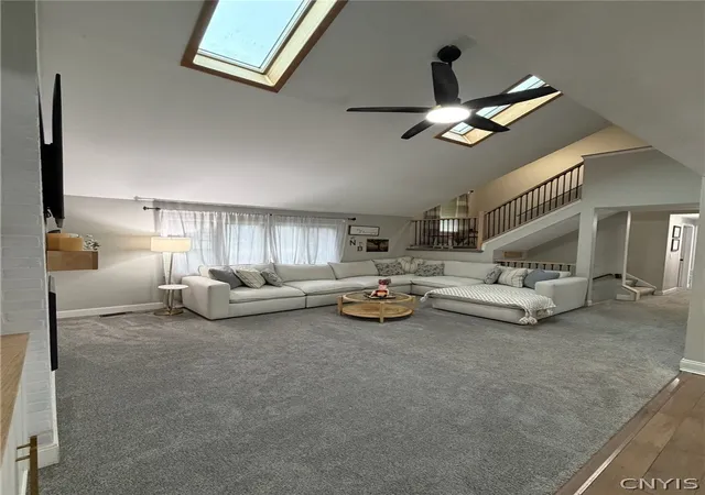 Photo 4 of Single family home for sale at 412 Weatheridge Dr, Camillus, NY 13031 | MLS# S1698989 | Listing updated on 2026-08-04