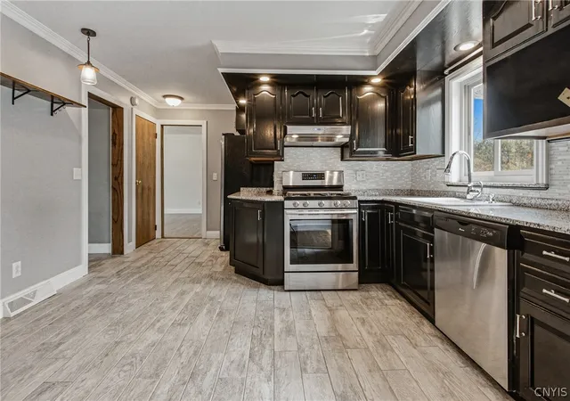 Photo 3 of Sale Pending at 1747 N George St, Rome, NY 13440 | MLS# S1699221 | Listing updated on 2026-09-08
