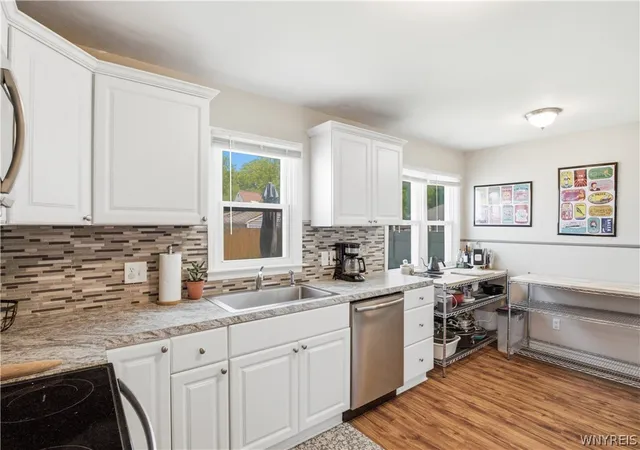 Photo 3 of Sale Pending at 707 81st Street, Niagara Falls, NY 14304 | MLS# B1699798 | Listing updated on 2026-08-26