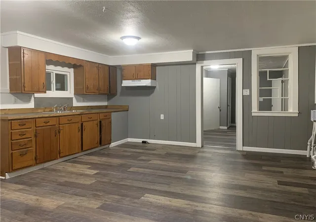 Photo 2 of Single family home for sale at 39 Clay St, Cleveland, NY 13042 | MLS# S1689765 | Listing updated on 2026-09-01