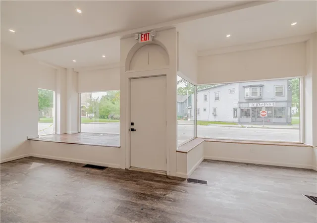 Photo 3 of Sale Pending at 954 Portland Ave, Rochester, NY 14621 | MLS# R1699839 | Listing updated on 2026-09-11