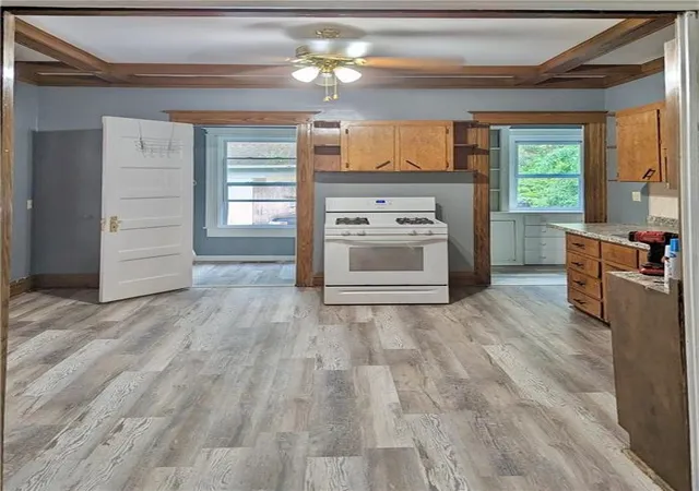 Photo 3 of Sale Pending at 183 Alameda St, Rochester, NY 14613 | MLS# R1699902 | Listing updated on 2026-08-06