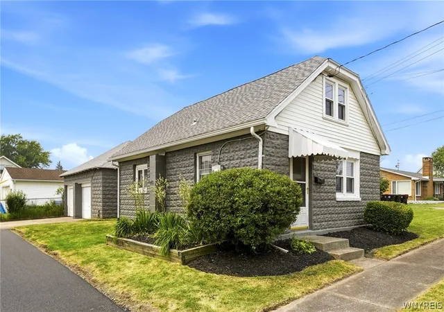 Photo 1 of Sale Pending at 29 Cowing St, Depew, NY 14043 | MLS# B1699297 | Listing updated on 2026-08-12