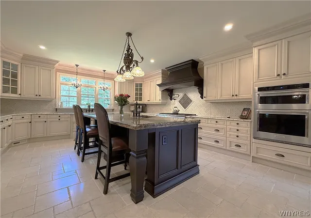 Photo 3 of Single family home for sale at 178 Golden Pheasant Dr, Getzville, NY 14068 | MLS# B1692793 | Listing updated on 2026-08-21