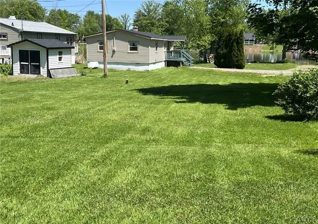 Photo 4 of Sale Pending at 158 Van Ness Rd N, Baldwinsville, NY 13027 | MLS# S1699940 | Listing updated on 2026-09-03