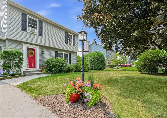 Photo 2 of Sale Pending at 8326 Greenview Dr, Rome, NY 13440 | MLS# S1699746 | Listing updated on 2026-08-27