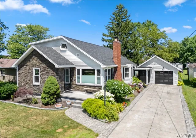 Photo 1 of Sale Pending at 10618 Linwood Dr, Dunkirk, NY 14048 | MLS# B1699879 | Listing updated on 2026-09-08