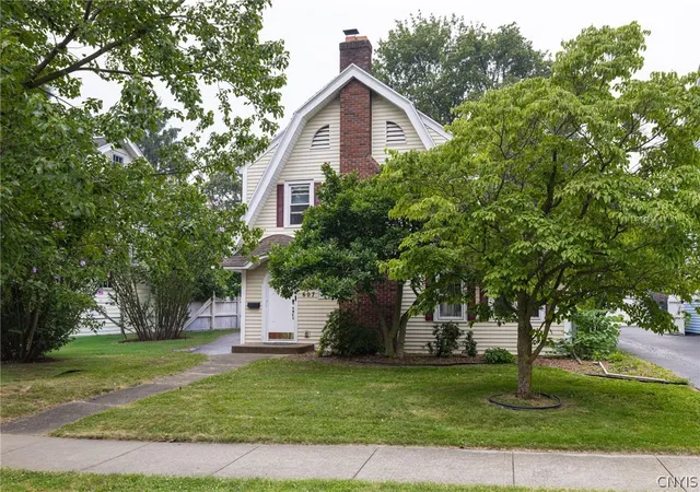 Photo 1 of Sale Pending at 607 Laurelton Rd, Rochester, NY 14609 | MLS# S1699913 | Listing updated on 2026-09-11