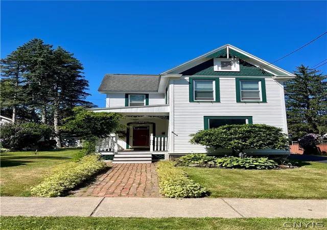 Photo 2 of Sale Pending at 62 W 2nd Street S, Fulton, NY 13069 | MLS# S1700114 | Listing updated on 2026-09-03