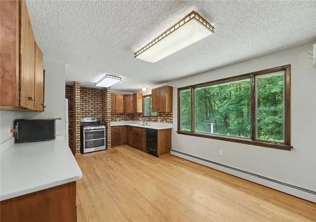 Photo 4 of Sale Pending at 11209 Walnut Rd, Forestville, NY 14062 | MLS# R1698564 | Listing updated on 2026-08-19