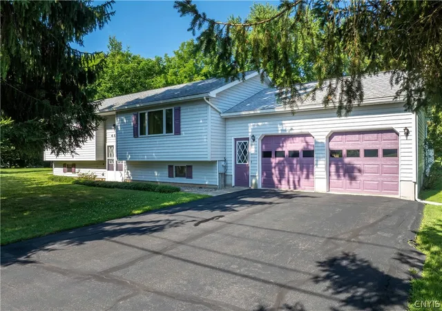 Photo 1 of Sale Pending at 460 N 6th Street, Fulton, NY 13069 | MLS# S1700218 | Listing updated on 2026-08-12