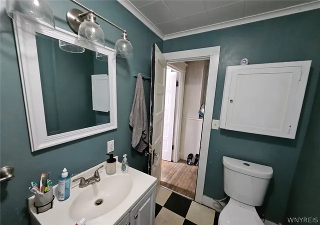 Photo 4 of Sale Pending at 123 Stinard Ave, Syracuse, NY 13207 | MLS# B1700161 | Listing updated on 2026-09-15