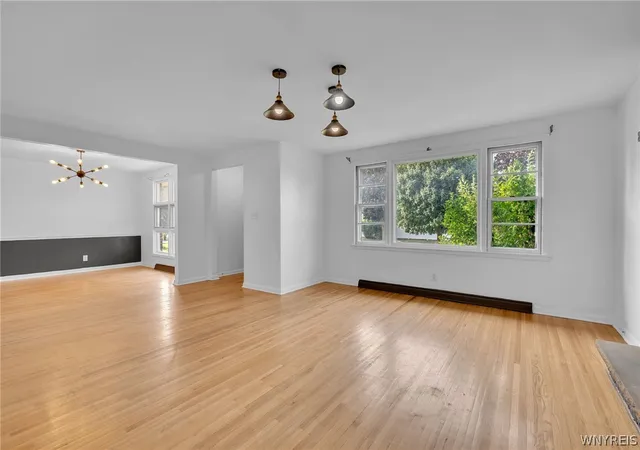 Photo 3 of Sale Pending at 17 Siegfried Dr, Buffalo, NY 14221 | MLS# B1699959 | Listing updated on 2026-08-06
