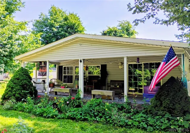 Photo 1 of Sale Pending at 1407 Breeze Way E, Appleton, NY 14008 | MLS# B1700049 | Listing updated on 2026-08-07
