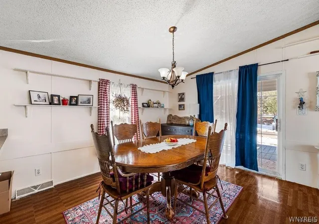 Photo 3 of Sale Pending at 1407 Breeze Way E, Appleton, NY 14008 | MLS# B1700049 | Listing updated on 2026-08-07