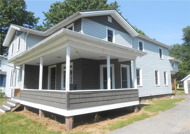 Photo 3 of Sale Pending at 219 Ingersoll St, Albion, NY 14411 | MLS# R1700167 | Listing updated on 2026-08-10