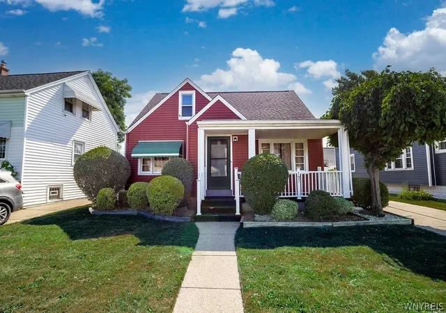 Photo 2 of Sale Pending at 197 Crocker St, Buffalo, NY 14212 | MLS# B1700302 | Listing updated on 2026-08-07