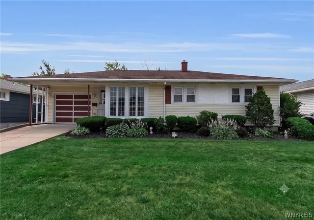 Photo 1 of Sale Pending at 113 Idlewood Dr, Tonawanda, NY 14150 | MLS# B1698161 | Listing updated on 2026-08-06