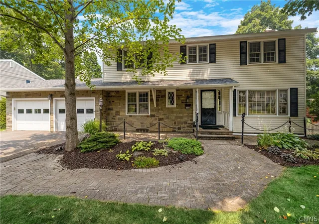 Photo 1 of Sale Pending at 125 Northwood Way, Camillus, NY 13031 | MLS# S1698885 | Listing updated on 2026-09-04