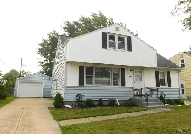 Photo 1 of Sale Pending at 147 N Ellwood Ave, Buffalo, NY 14223 | MLS# B1699499 | Listing updated on 2026-08-17