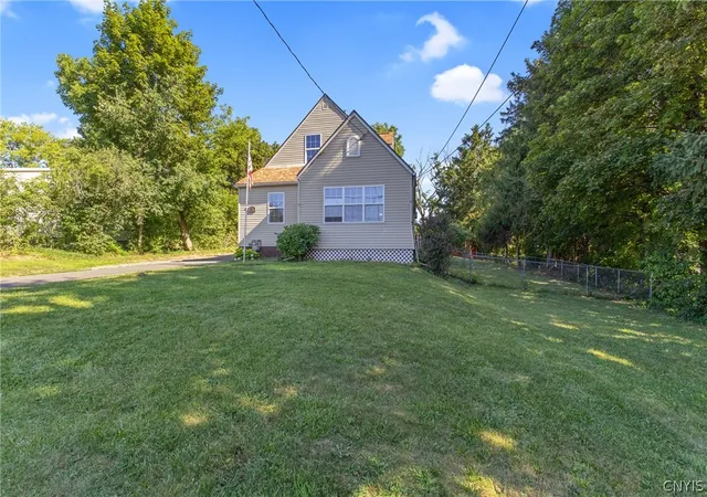 Photo 2 of Sale Pending at 200 Knapp Rd, Syracuse, NY 13219 | MLS# S1696278 | Listing updated on 2026-08-05