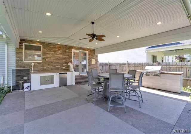 Photo 3 of Sale Pending at 292 Sprucewood Ter, Buffalo, NY 14221 | MLS# B1699610 | Listing updated on 2026-09-01