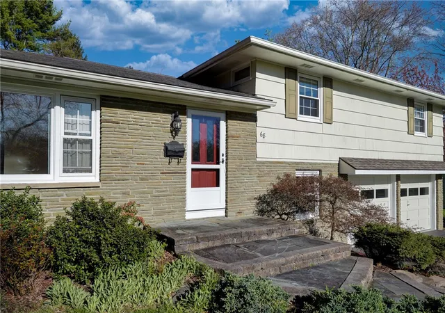 Photo 3 of Sale Pending at 68 Hillcrest Dr, Penfield, NY 14526 | MLS# R1699465 | Listing updated on 2026-09-04