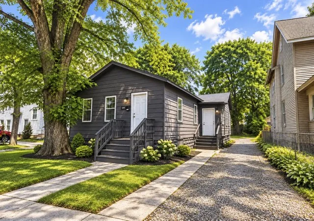 Photo 1 of Single family home for sale at 1195 North St, Rochester, NY 14621 | MLS# R1700358 | Listing updated on 2026-09-08