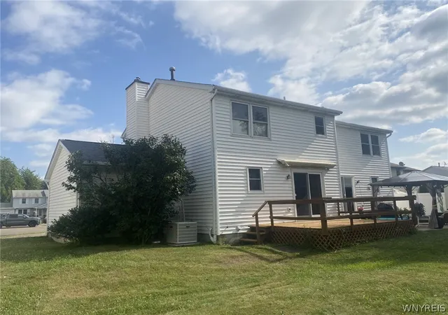 Photo 3 of Single family home for sale at 4293 Twilight Ln, Hamburg, NY 14075 | MLS# B1692842 | Listing updated on 2026-09-14