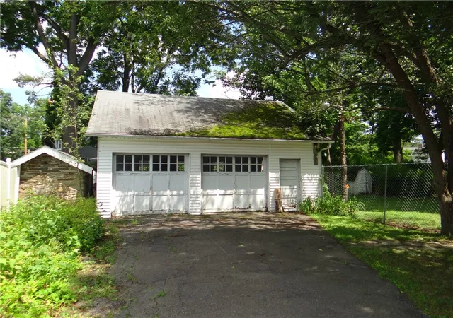 Photo 2 of Sale Pending at 1648 W Water St, Elmira, NY 14905 | MLS# R1699311 | Listing updated on 2026-09-08