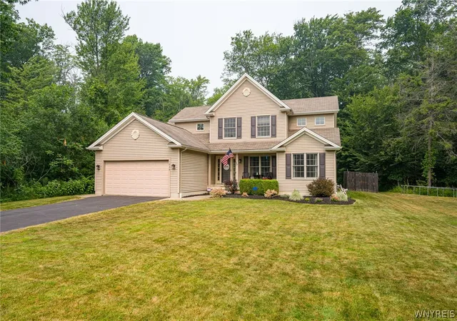 Photo 2 of Sale Pending at 1634 Schoellkopf Rd, Lake View, NY 14085 | MLS# B1698779 | Listing updated on 2026-08-08