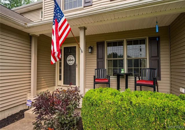 Photo 3 of Sale Pending at 1634 Schoellkopf Rd, Lake View, NY 14085 | MLS# B1698779 | Listing updated on 2026-08-08