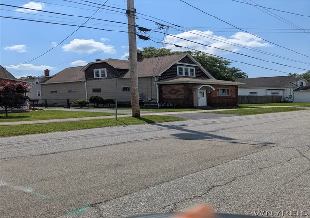 Photo 1 of Sale Pending at 229 Garland Ave, Buffalo, NY 14206 | MLS# B1695613 | Listing updated on 2026-09-09
