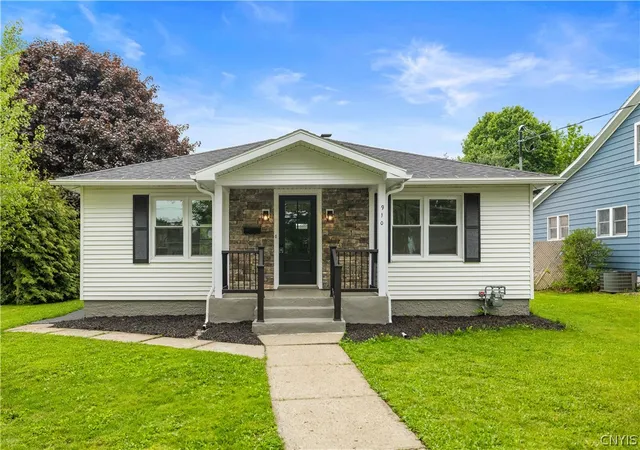 Photo 1 of Single family home for sale at 910 Mckinley Ave, Rome, NY 13440 | MLS# S1700333 | Listing updated on 2026-08-18