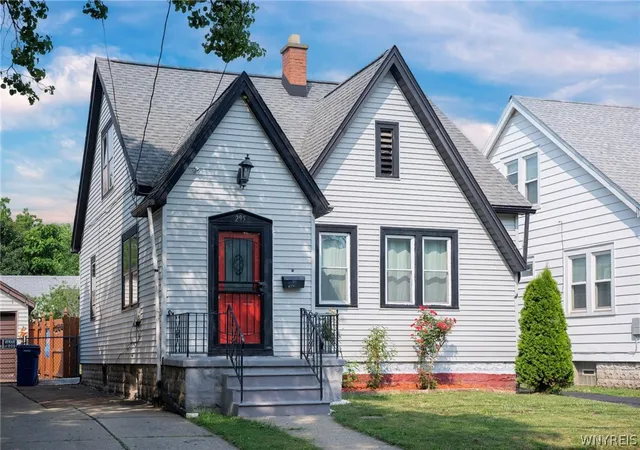 Photo 1 of Sale Pending at 295 Skillen St, Buffalo, NY 14207 | MLS# B1699266 | Listing updated on 2026-08-06