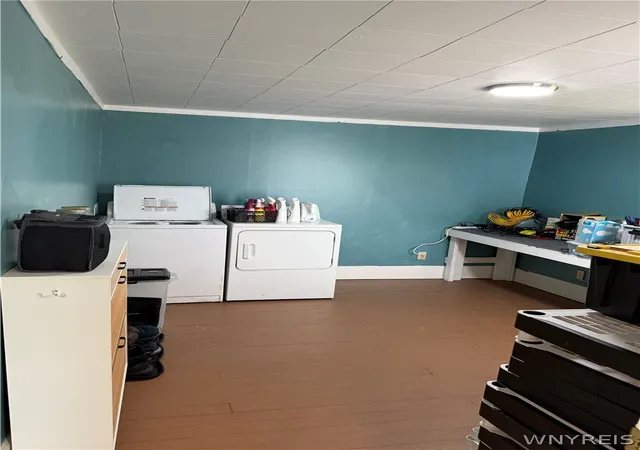Photo 4 of Sale Pending at 271 Church St, Lockport, NY 14094 | MLS# B1700241 | Listing updated on 2026-08-31