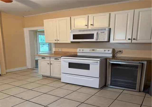 Listing Photo 4 - Condo for sale in building located at 45 Grv St, Monsey, NY 13820
