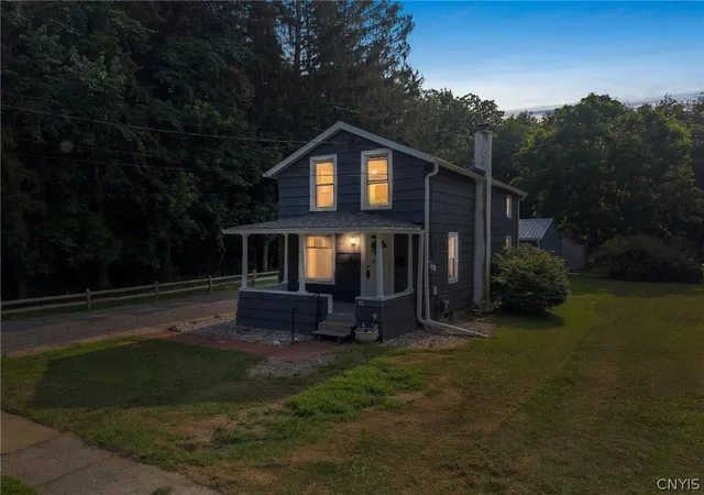 Photo 1 of Sale Pending at 50 Seneca St, Baldwinsville, NY 13027 | MLS# S1699668 | Listing updated on 2026-08-07