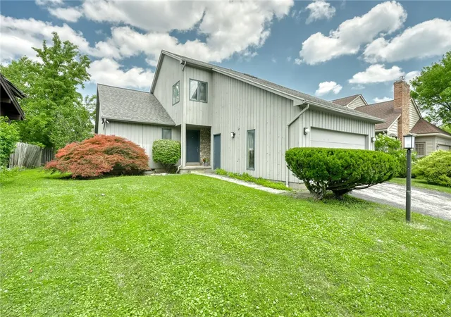 Photo 1 of Sale Pending at 14 Gailhaven Ct, Rochester, NY 14618 | MLS# R1700589 | Listing updated on 2026-09-08