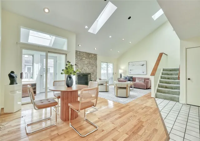 Photo 3 of Sale Pending at 14 Gailhaven Ct, Rochester, NY 14618 | MLS# R1700589 | Listing updated on 2026-09-08