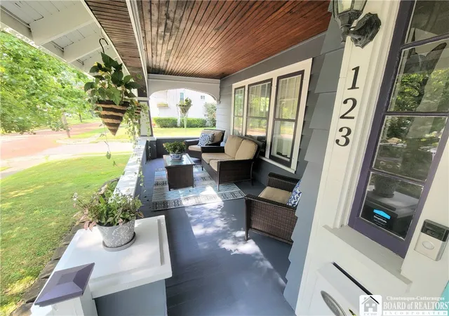 Photo 3 of Sale Pending at 123 Myrtle St, Jamestown, NY 14701 | MLS# R1700733 | Listing updated on 2026-08-13