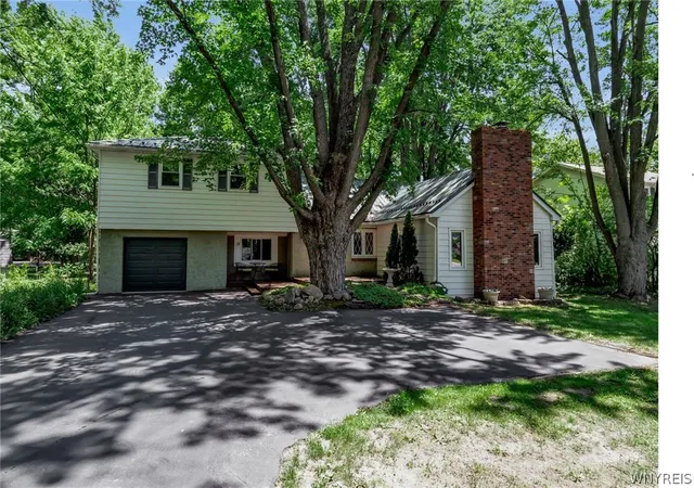 Photo 1 of Sale Pending at 1715 Hopkins Rd, Getzville, NY 14068 | MLS# B1700507 | Listing updated on 2026-08-26
