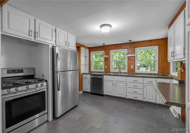 Photo 3 of Sale Pending at 1715 Hopkins Rd, Getzville, NY 14068 | MLS# B1700507 | Listing updated on 2026-08-26
