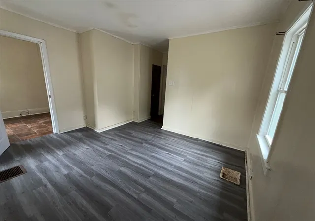 Photo 3 of Sale Pending at 93 Campbell St, Rochester, NY 14611 | MLS# R1699606 | Listing updated on 2026-09-11