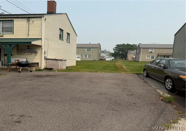 Listing Photo 4 - Condo for sale in building located at 6 Springfield Dr, Cheektowaga, NY 14225 - Unit #D