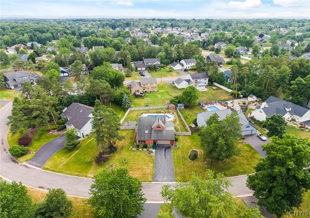 Photo 3 of Sale Pending at 7719 Black Willow, Liverpool, NY 13090 | MLS# S1697914 | Listing updated on 2026-08-07